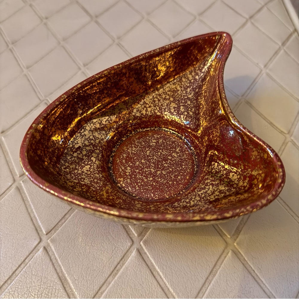 MCM Atomic Bowl, Dark Cranberry With Gold Speckles.